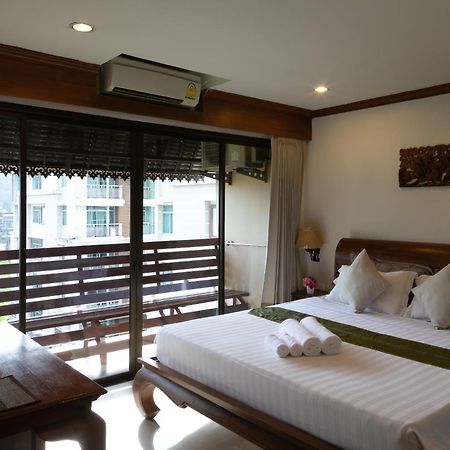 Best Venue Hotel Patong Esterno foto